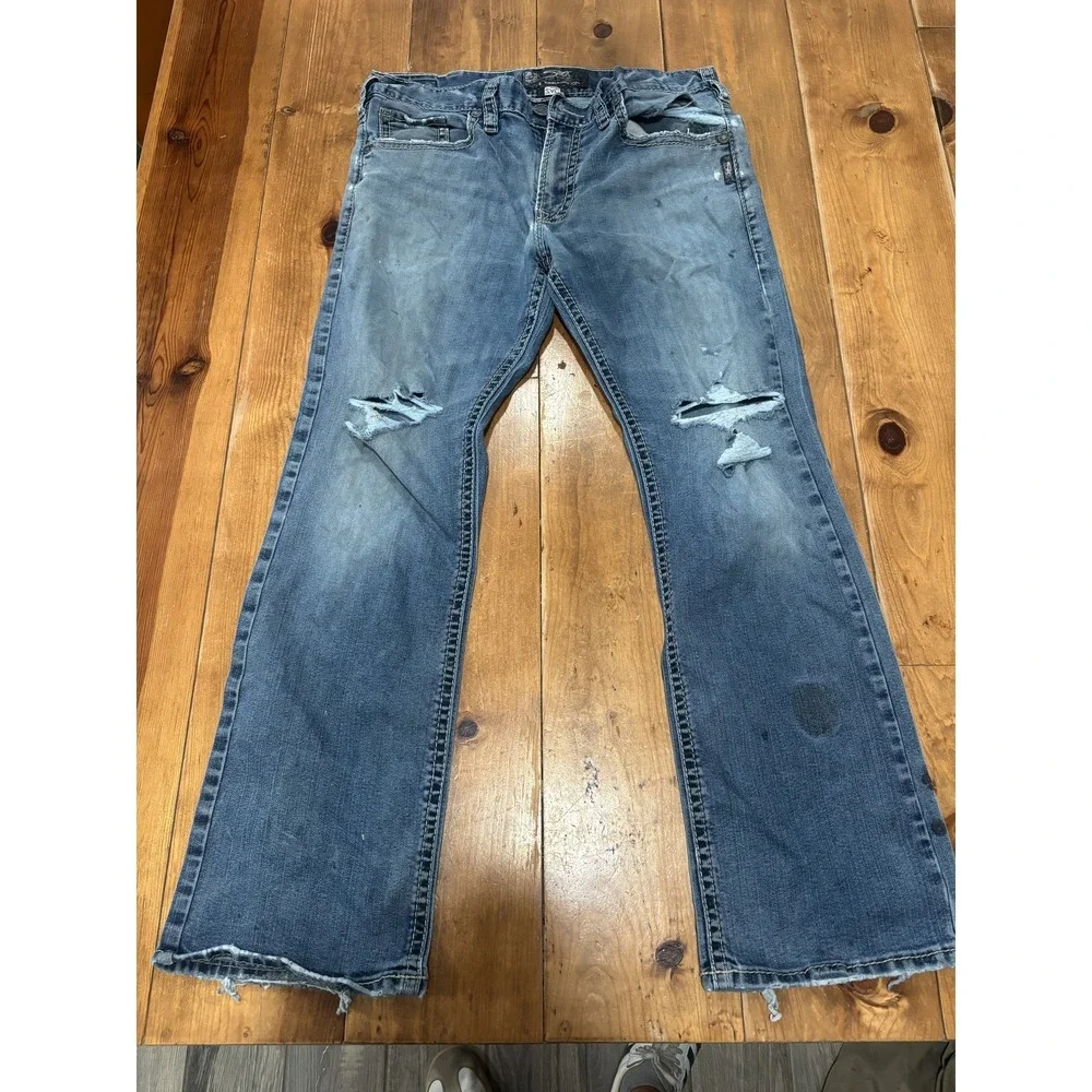 Silver Jeans Co. Men's ZAC Relaxed Fit Straight Leg Distressed Denim Jeans W33